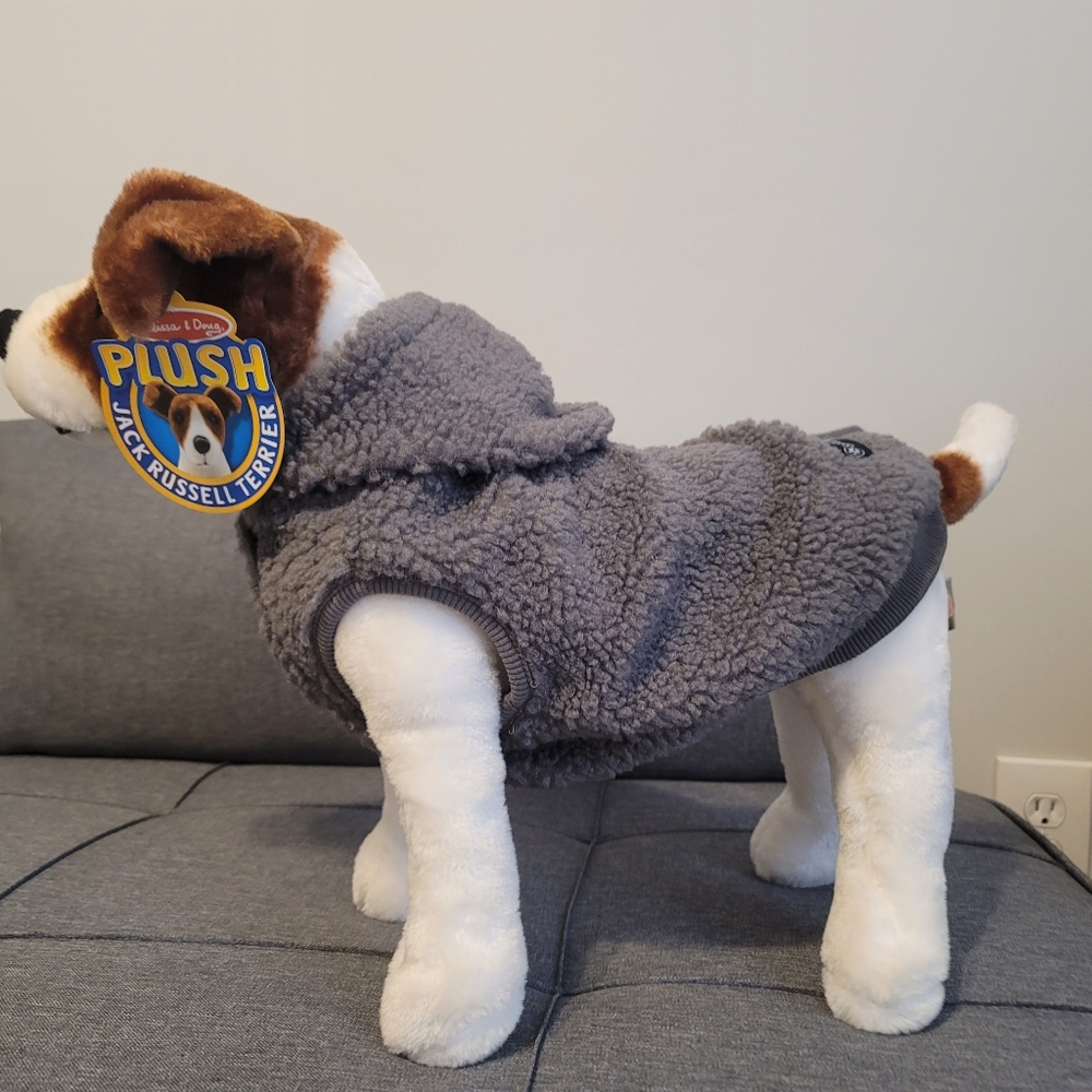 Frisco Dog sweater Size Medium